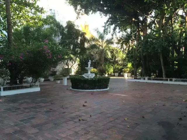 place photo 24