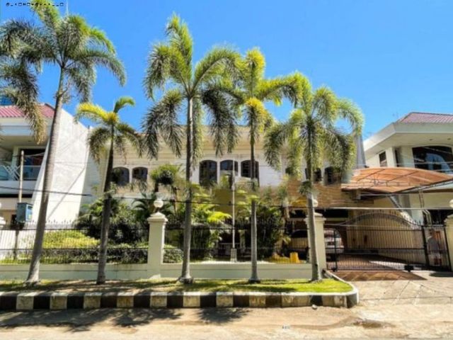 Rumah Dharmahusada Indah I SIAP HUNI BOULEVARD, carport 2, garasi 2