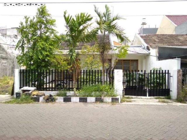 Rumah Wisma Permai Tengah Siap huni model lama