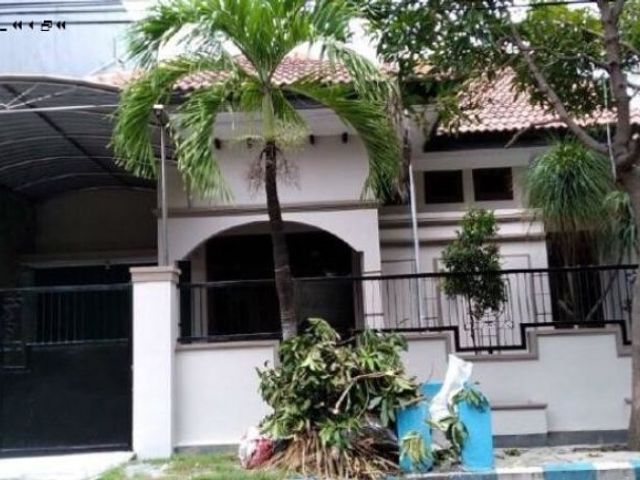 Rumah Manyar Jaya Siap Huni