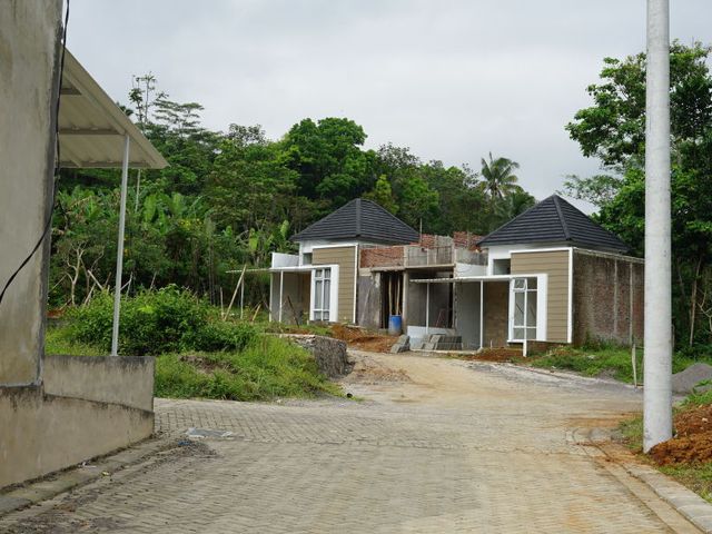 KPR RUMAH DI SALATIGA JAWA TENGAH DAN NYAMAN LOKASI HOOK