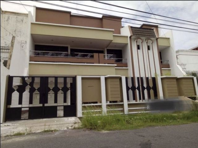 Dijual Rumah Dharmahusada Indah Dekat Galaxi Mall Sby