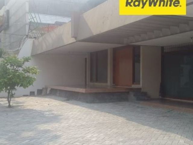 Disewakan Rumah di Jl Kartini, Surabaya Pusat