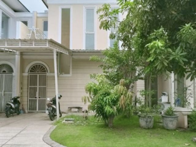 Rumah elegan di Eastcoast pak Pakuwon City