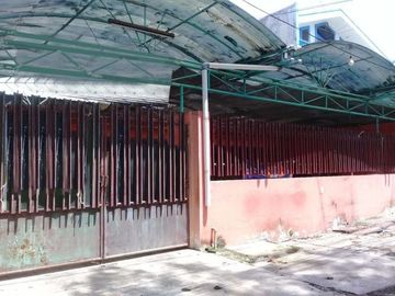 Rumah Raya Kendangsari Lokasi strategis Umsse
