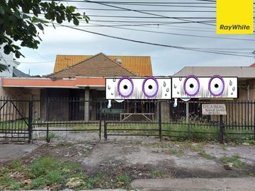 Disewakan Rumah Lokasi Strategis Nol Jalan Raya Perak Timur, Surabaya