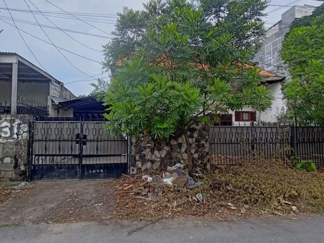 Disewakan Rumah Siap Huni Strategis Di Jl. Ngagel Jaya Tengah, Surabaya