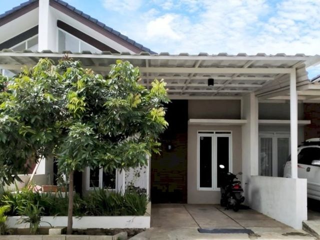 Rumah Cantik di Bumi Panyawangan Cileunyi Asri Terawat