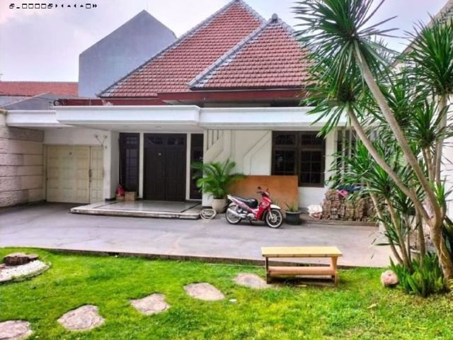 Rumah Raya Darmo STRATEGIS LANGKA SIAP HUNI