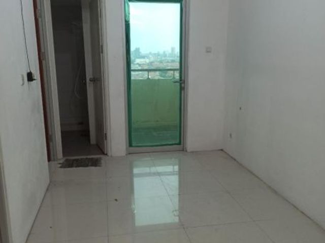Apt. Gunawangsa Tidar View pool dan city Xyhne