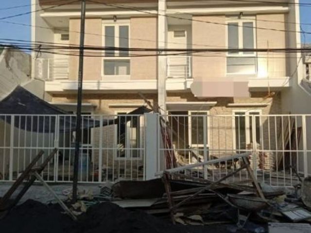 Rumah Baru Gress Lebak Indah Utara, Siap Huni, Row 3,5 Mobil