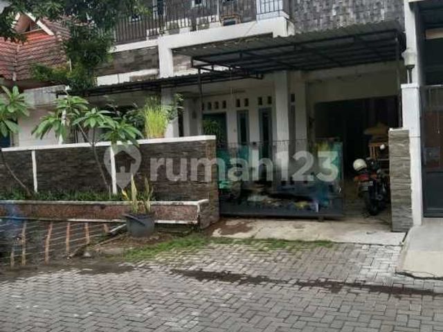 Dijual Rumah Eks Kost Jl Buah Solobaru