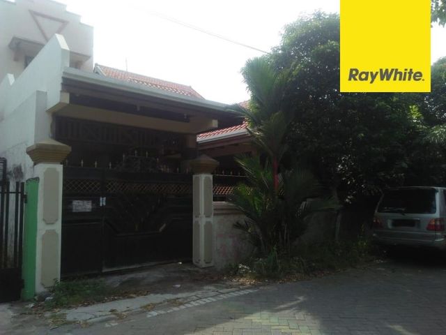 Dijual Rumah SHM Lokasi di Jl. Masjid , Surabaya