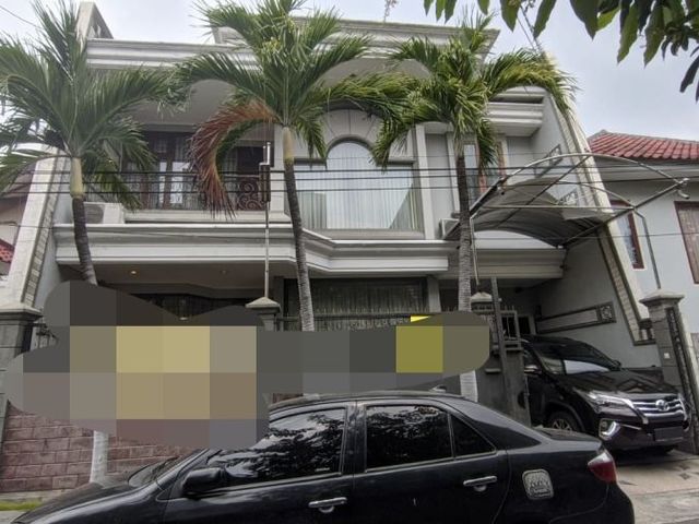 Dijual Rumah 2.5 Lantai Villa Kalijudan Indah Surabaya