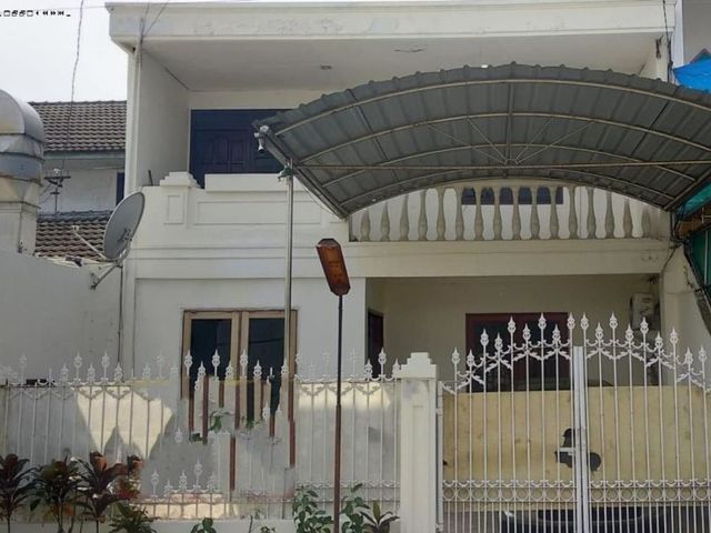 Rumah Darmo Indah Timur STRATEGIS