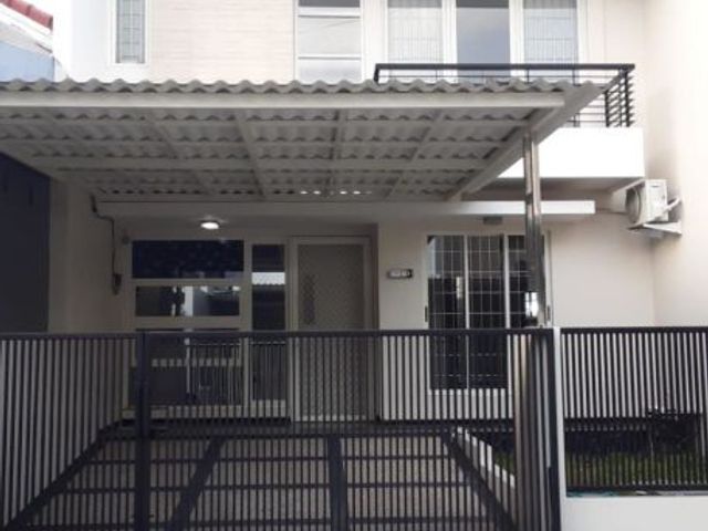Rumah Cluster Griya Asri Pakuwon City Hadap Selatan
