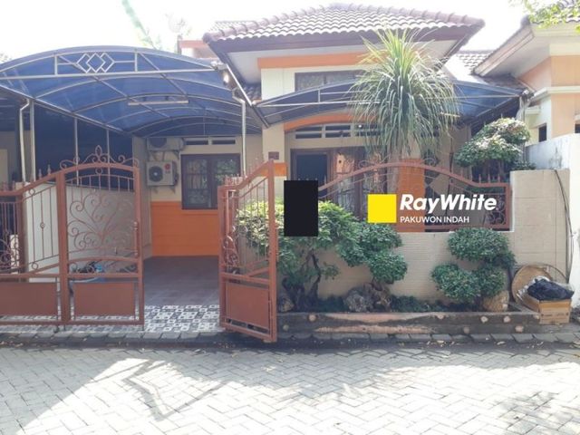 Rumah disewakan Bukit Palma Surabaya