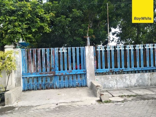 Dijual Rumah di Jalan Petemon, Surabaya
