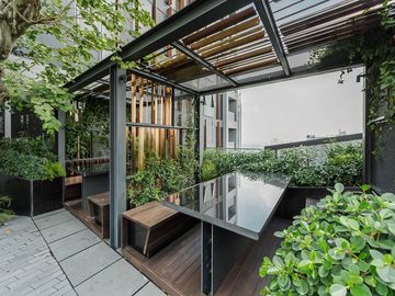 place photo 34