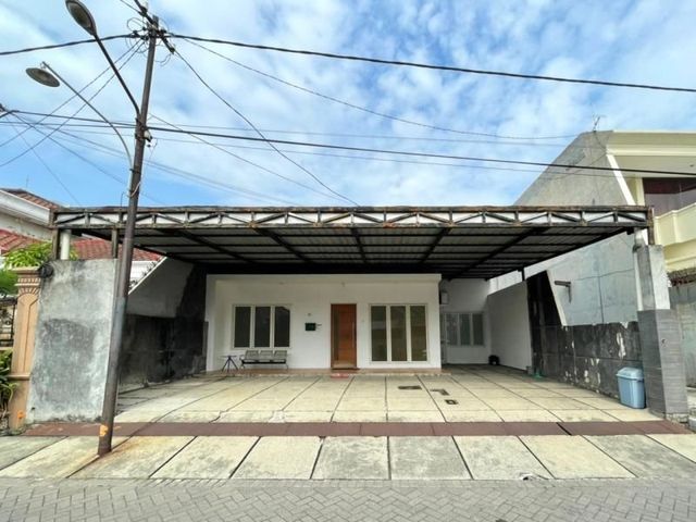 Rumah+Kantor Simpang Darmo Permai Selatan Selangkah ke Raya