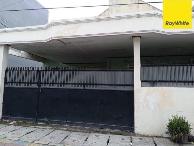 Rumah Dijual di Jalan Rangkah Surabaya
