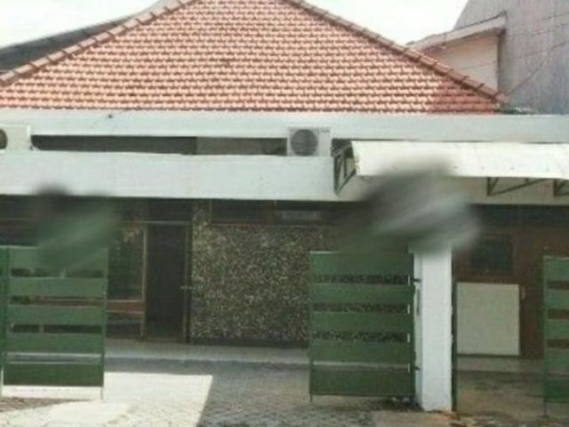 Rumah Pucang Anom Hadap Selatan Listrik 6600 Watt