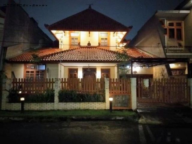 Rumah di Margorejo Indah, Siap Huni, Row jalan 9 meter