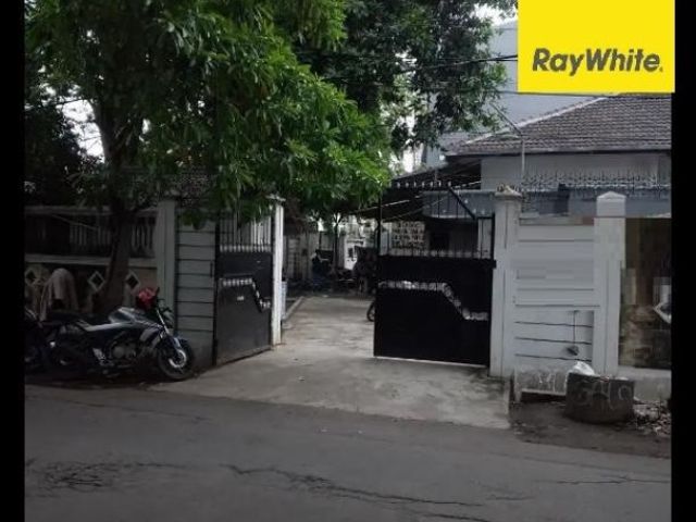 Dijual Rumah di Jalan Kawi, Surabaya Pusat