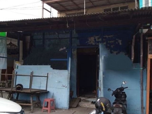 Rumah tambak sari Strategis , jalan ramai, 0 jalan