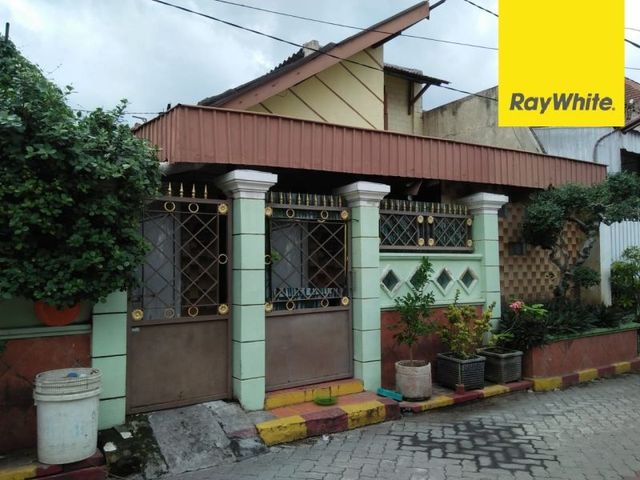 Dijual Cepat Rumah SHM Di Jl. Petemon Sidomulyo , Surabaya