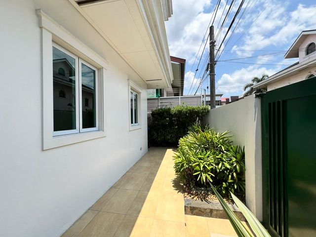 place photo 54