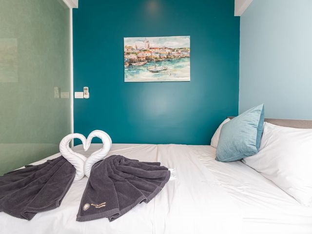 place photo 23