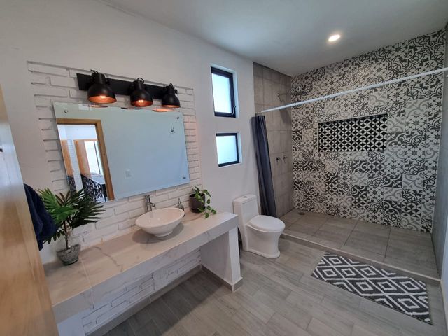 place photo 39