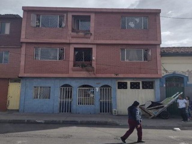 CASA LAS CRUCES