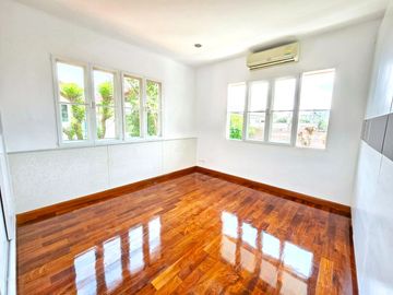 place photo 48