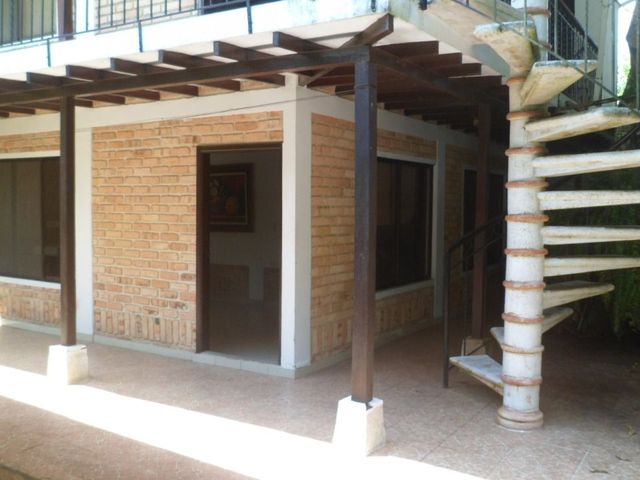place photo 81