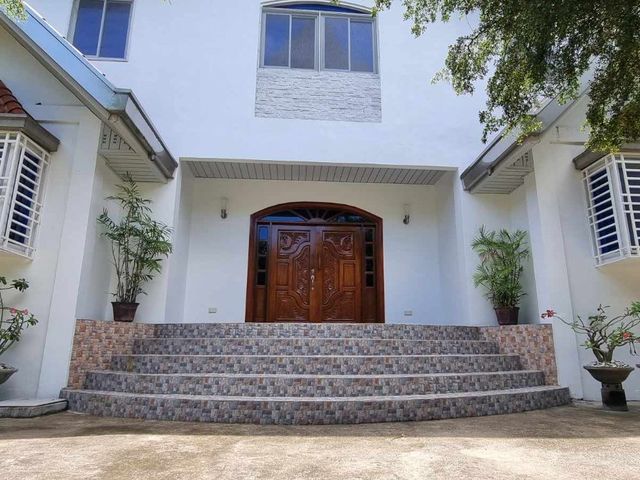 place photo 52