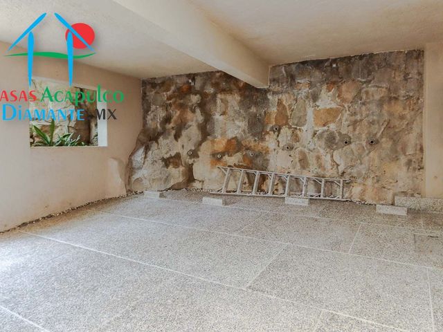 place photo 75