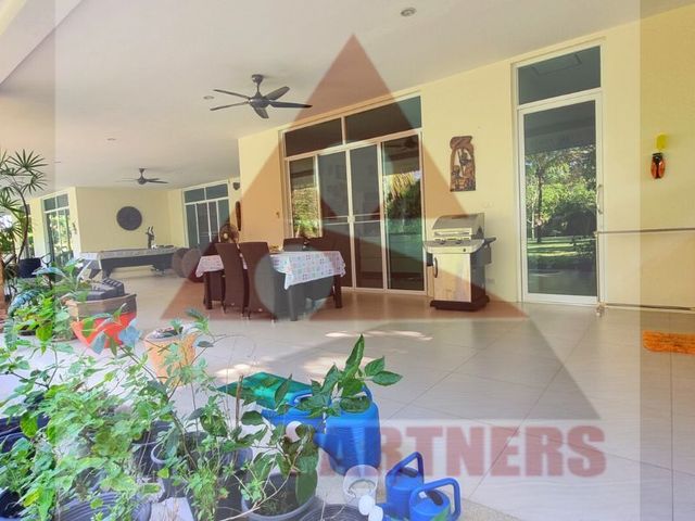 place photo 76