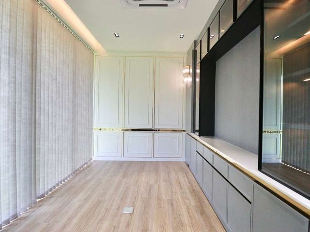 place photo 92
