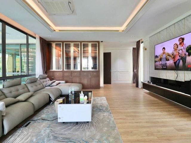 place photo 71