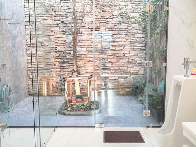 place photo 82