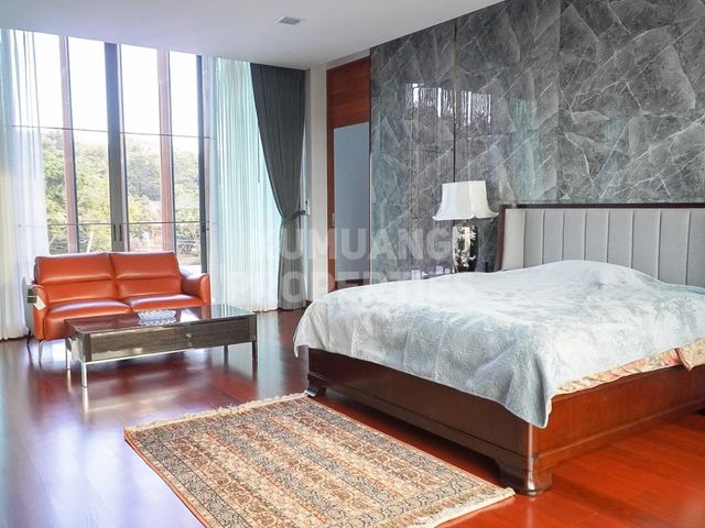 place photo 66