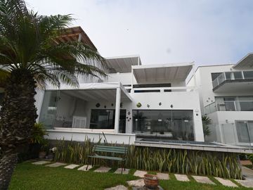 place photo 33