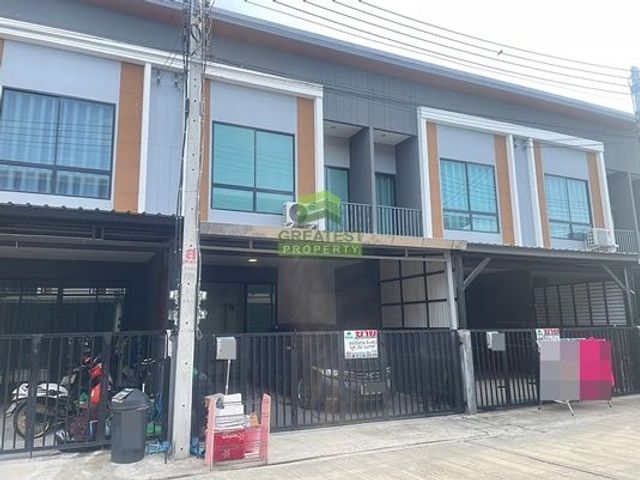 หมู่บ้านเทอร์ร่าวิลล์ ลาดหลุมแก้ว TERRA VILLE LADLUMKAEW ขายด่วน ทาวน์เฮ้าส์ 2 ชั้น เนื้อที่ 16.40 ตร.ว ทำเลดี ราคาต่อรองได้ พร้อมอยู่