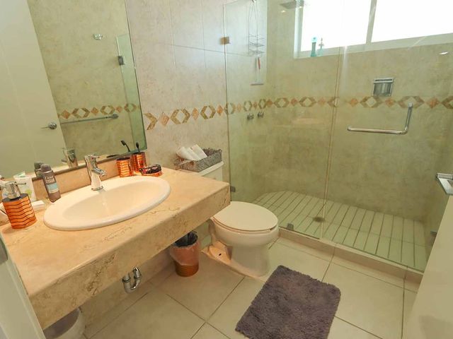place photo 55