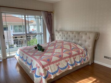 place photo 68