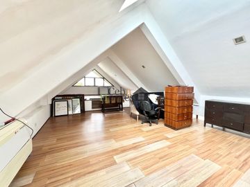 place photo 48