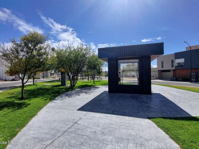 place photo 19