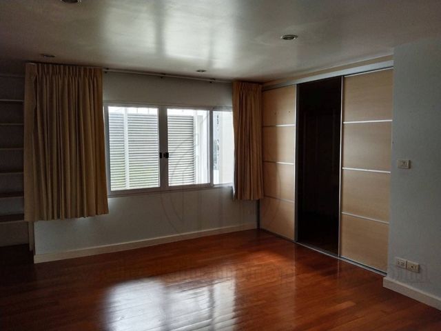place photo 58